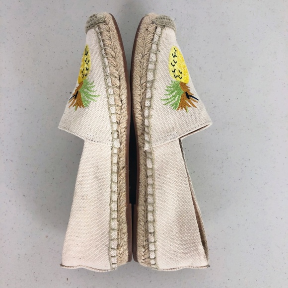 J.Crew Canvas Espadrilles Flats Embroidered Fruits - Picture 6 of 8